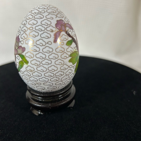 Vintage Cloisonné egg with floral theme - Picture 6 of 8